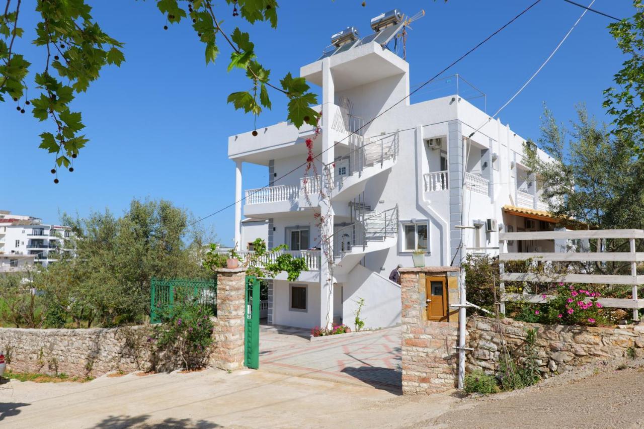 Vila Unique Aparthotel Ksamil Exterior photo